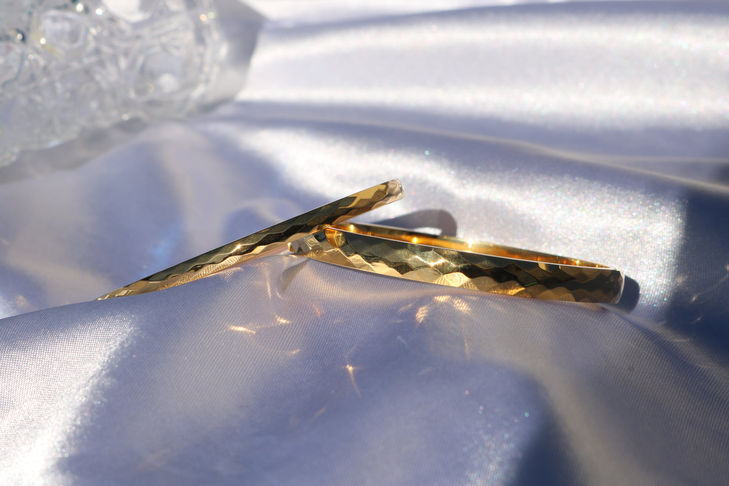 Sunlit Narrow Bangle